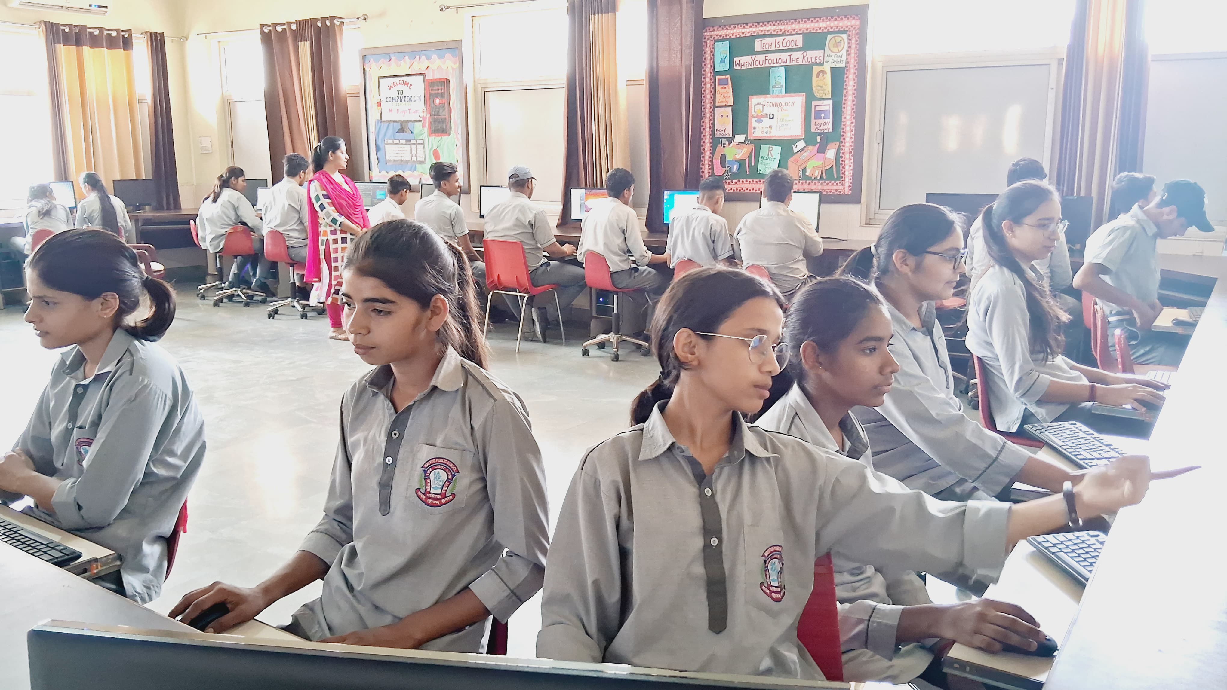 Navyug Public School, Sonipat